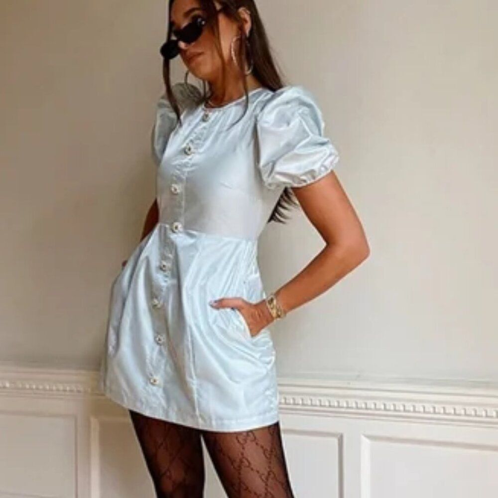 NWT Danielle Bernstein trendy icy blue puff sleeve rhinestone button mini dress